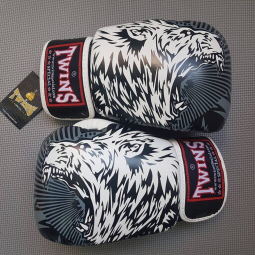 GĂNG TAY BOXING TWINS FBGVL3-50 SÓI TRẮNG - Ảnh 4