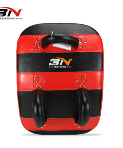 ĐÍCH ĐÁ KHIÊN BN CURVED KICKING SHIELD - ĐEN ĐỎ