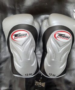 GĂNG TAY BOXING TWINS EXTRA DESIGN BGVL6 - ĐEN BẠC