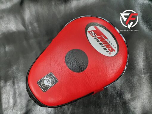 ĐÍCH ĐẤM TWINS PML10 FOCUS MITTS - ĐEN ĐỎ - Ảnh 2