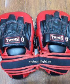 ĐÍCH ĐẤM DÀI TWINS PML19 FOCUS MITTS-ĐỎ ĐEN