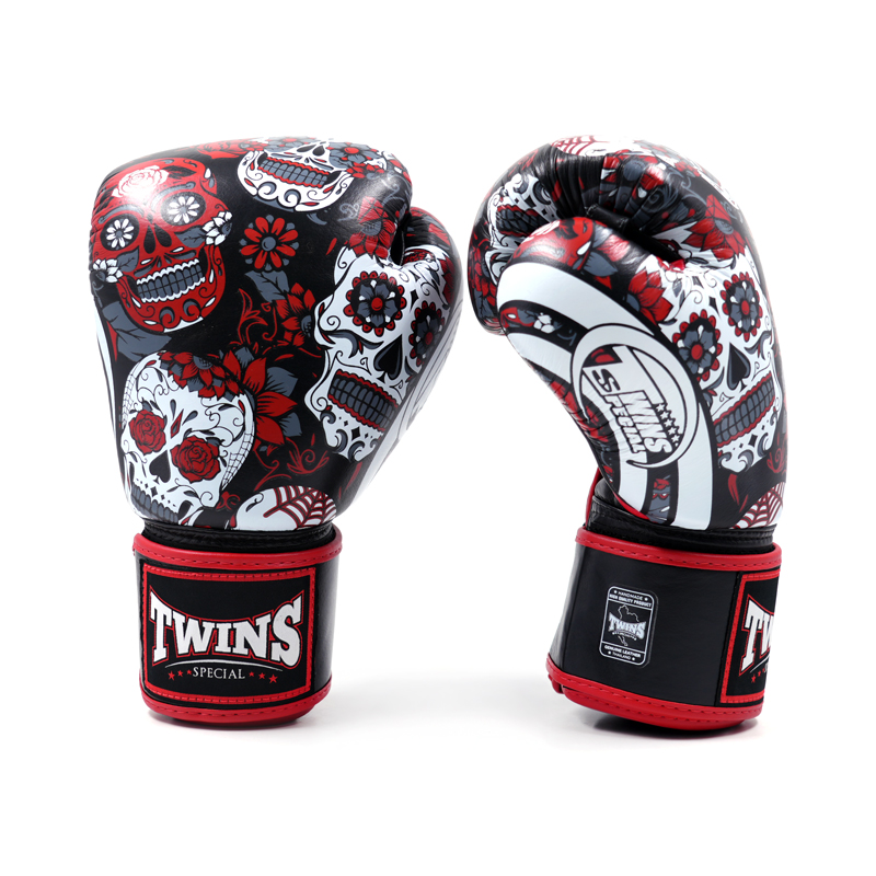GĂNG TAY BOXING TWINS FBGVL4-53 SKULL Đỏ