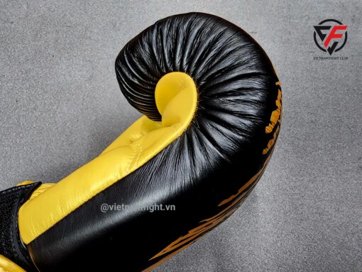 GĂNG TAY BOXING TWINS HỌA TIẾT - ĐEN VÀNG - Ảnh 5