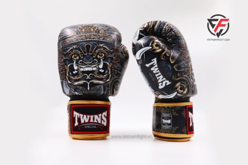 GĂNG TAY BOXING TWINS FBGVL3-63 YAK THAI