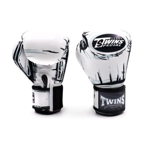 GĂNG TAY BOXING TWINS FBGVL4-66 COMIC